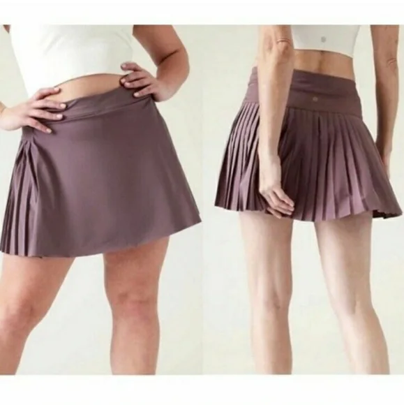 Athleta Advantage Skort size medium pleated purple - Picture 1 of 7